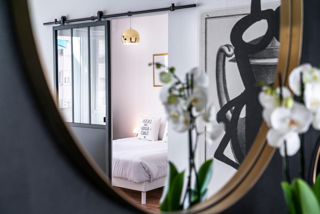 Au Palais Des Pyrenees! Hyper Centre -Clim-Balcon-Parking Gratuit Apartment Pau Exterior photo